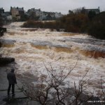 Photo of the Ennistymon Falls in County Clare Ireland. Pictures of Irish whitewater kayaking and canoeing. run from the bottom with a nice amount of water on it.. Photo by rur