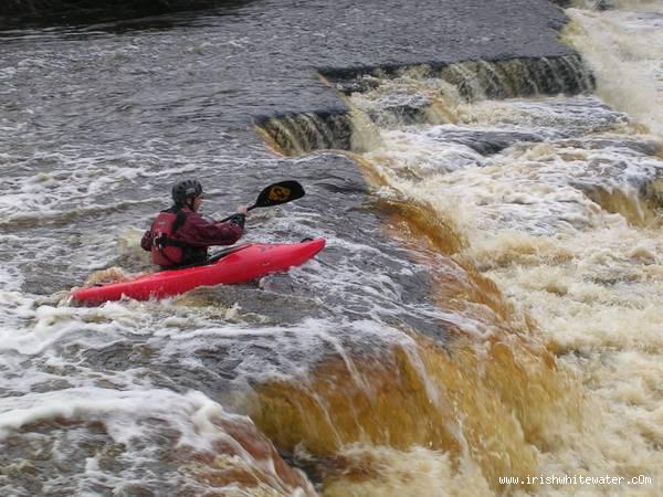  Ennistymon Falls River - Dave Clarke lining a drop