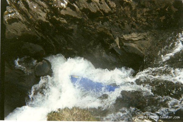  Gearhameen River - My Old Acro pinned in the slot drop, feb 2000
