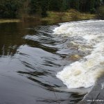 Photo of the Boyne river in County Meath Ireland. Pictures of Irish whitewater kayaking and canoeing. Ardmulchan. High Water. Photo by Bas